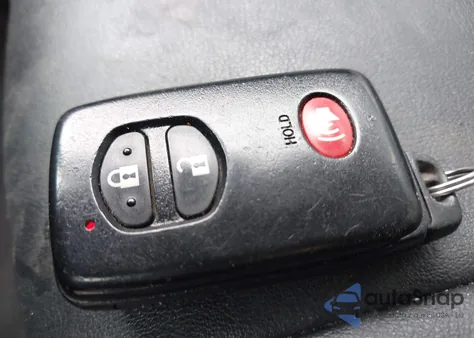 2013 Toyota Prius Three Se z USA, uszkodzony, nr VIN JTDKN3DU1D1642056